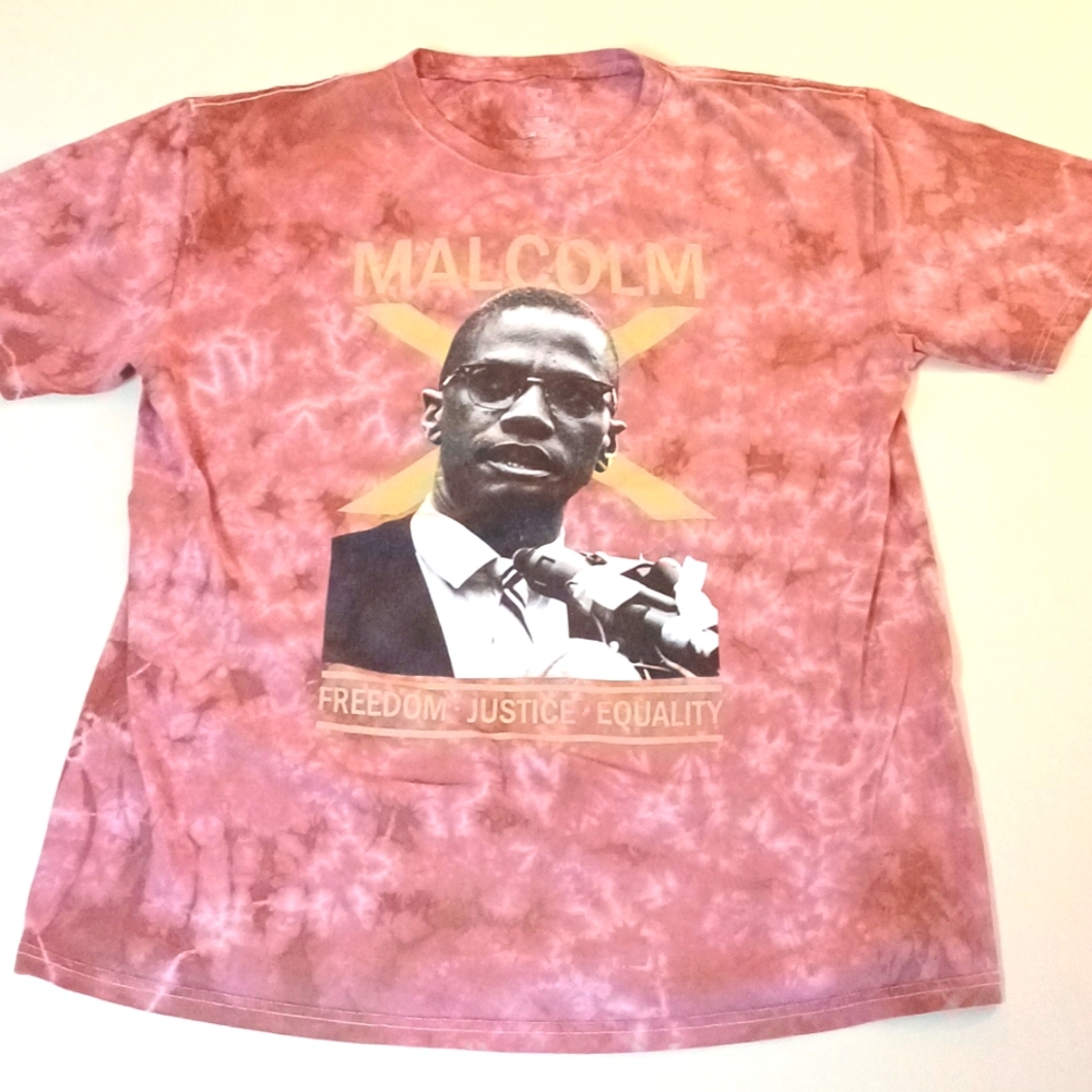 Men's Medium oversized fit, Malcolm X tshirt